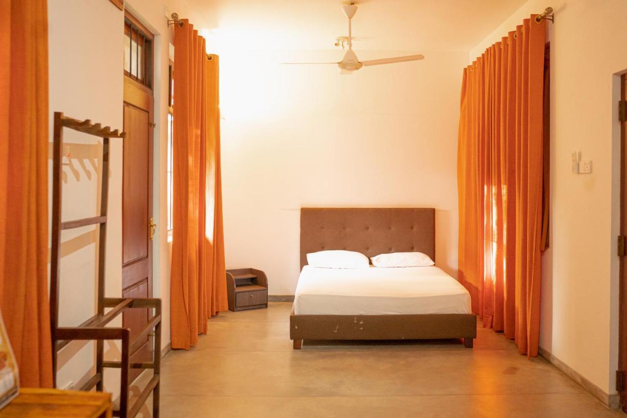 Battaramulla Boutique Villa Sri Jaiavardenapura-Kotte Exterior foto