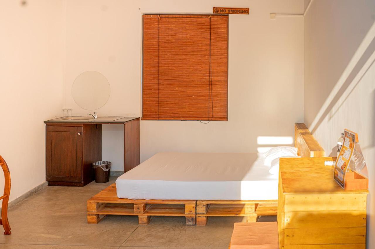 Battaramulla Boutique Villa Sri Jaiavardenapura-Kotte Exterior foto